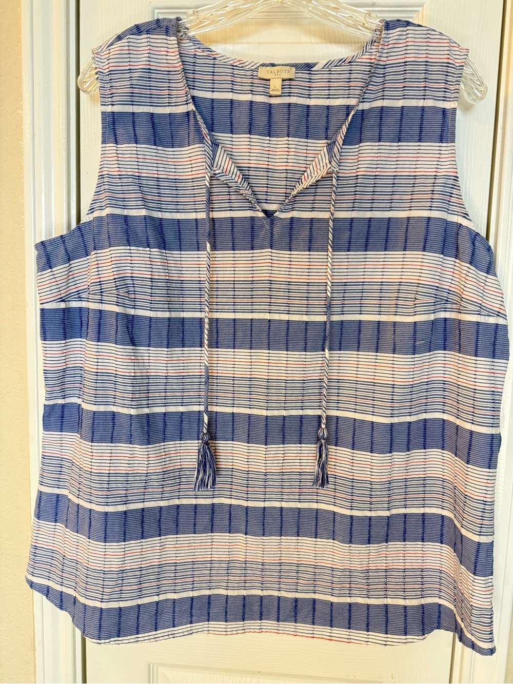 Talbots Blue and White Striped Sleeveless V-Neck Top Large   0036